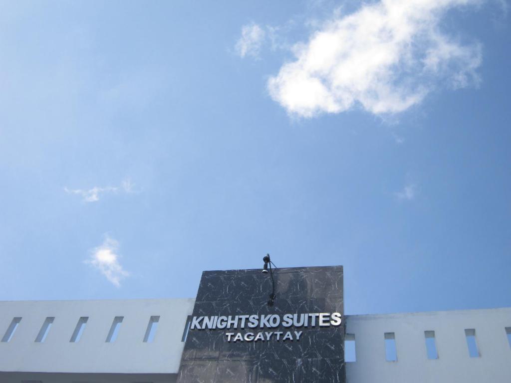 Knights Ko Suites Tagaytay City Ngoại thất bức ảnh